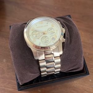 Michael kors gold watch